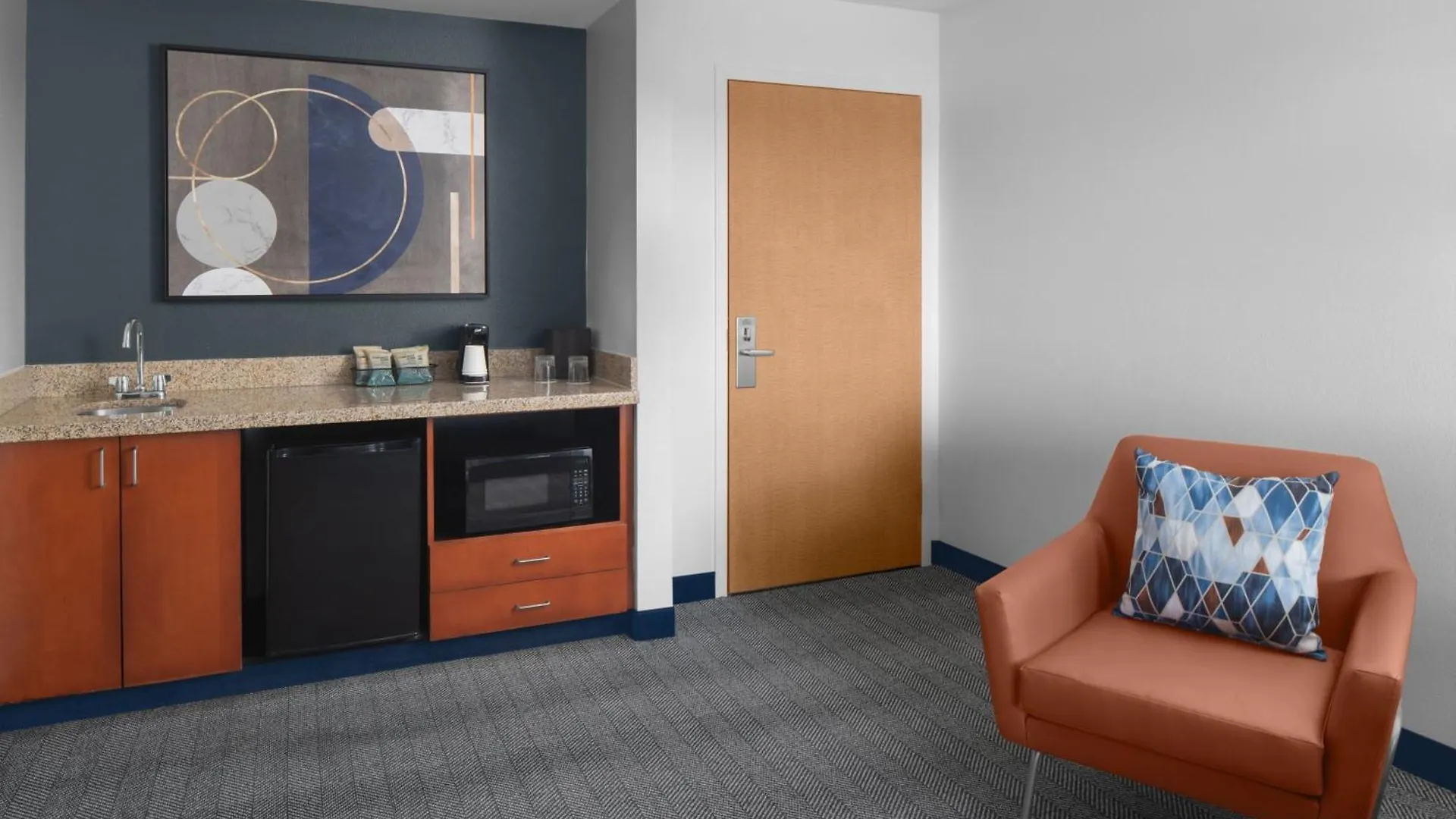 Courtyard By Marriott Phoenix West/Avondale Hotel