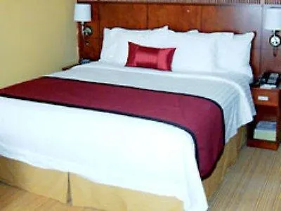 Courtyard By Marriott Phoenix West/Avondale 3*,